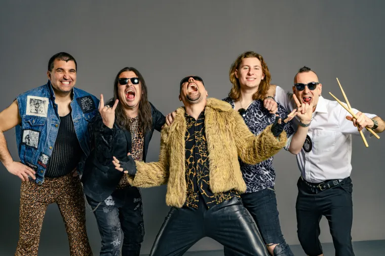 Brkovi objavili deveti studijski album 'Duga devetka', a na jesen stižu u Boogaloo