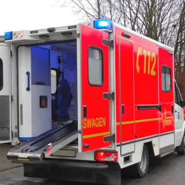 Sjekirom napao vozača javnog gradskog prijevoza u Leipzigu! Kolege ga jedva spasile