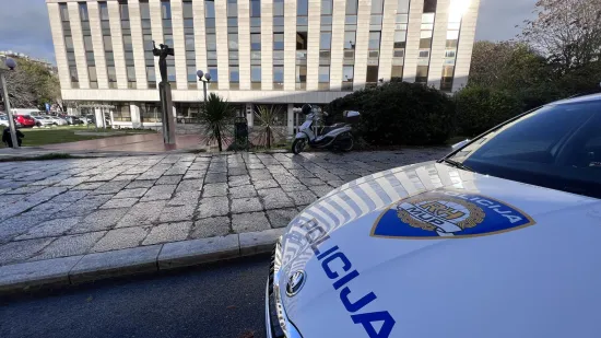 Godinama sjekli &scaron;umu pa odlagali azbest: Objavljeni detalji 'posla' kod Omi&scaron;a