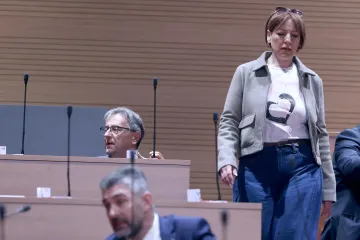 Donesen sporni Bačićev zakon! Oporba: 'Ovo neće pomoći mladima da rije&scaron;e problem'