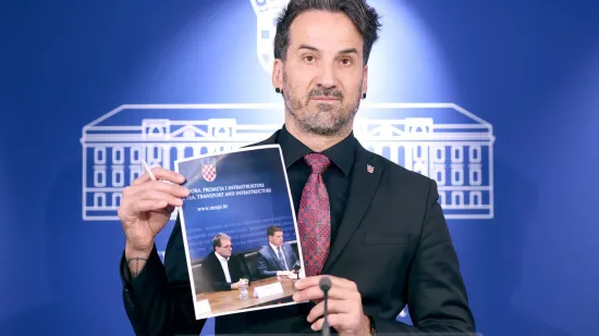 Miletić ih žestoko prozvao: 'Kradu 100.000 eura mjesečno! Tamo vladaju mafija i duboka država'