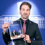 Miletić ih žestoko prozvao: 'Kradu 100.000 eura mjesečno! Tamo vladaju mafija i duboka država'