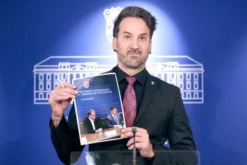 Miletić ih žestoko prozvao: 'Kradu 100.000 eura mjesečno! Tamo vladaju mafija i duboka država'