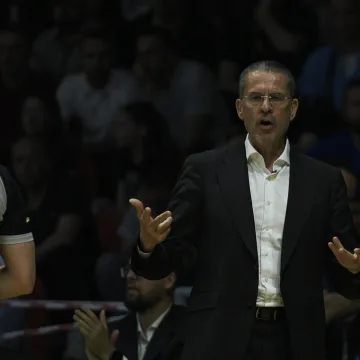 Napravio čudo s Valencijom pa pokorio Europu: Trener se okitio velikom nagradom