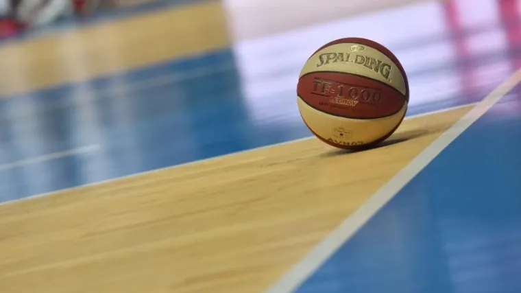 Ko&scaron;arka&scaron; zavr&scaron;io u zatvoru radi bombona, sada moli da ga puste