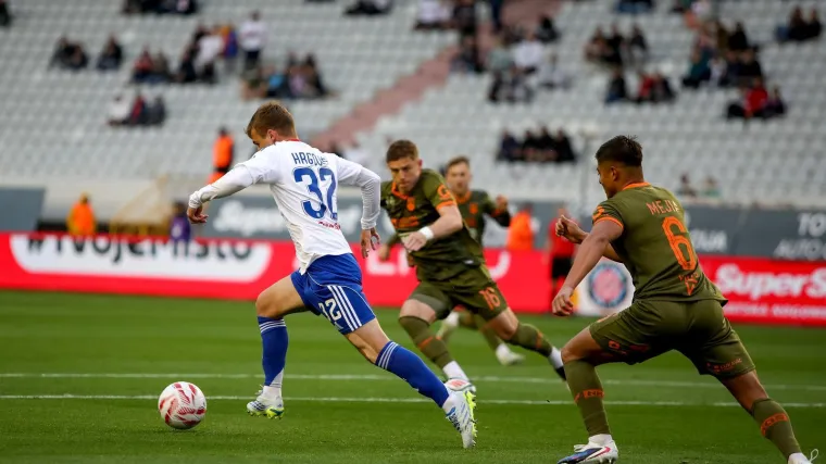 Osijek senzacionalno slavio na Poljudu: Hajduk u te&scaron;koj krizi, &Scaron;ego proma&scaron;io penal