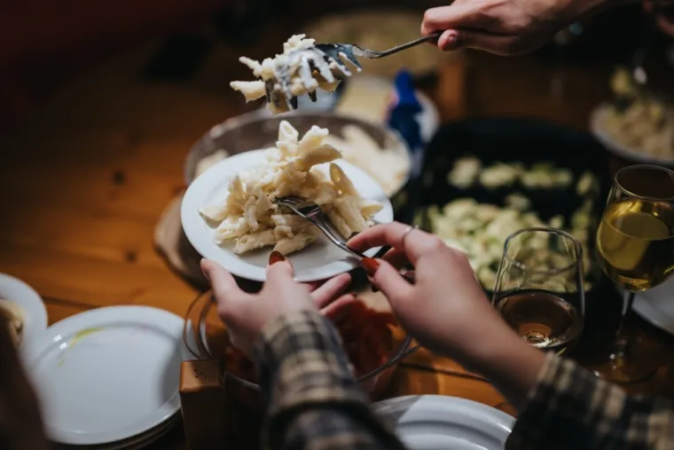 Istraživači tvrde: Dvije prehrambene navike povezane su s nižom tjelesnom težinom