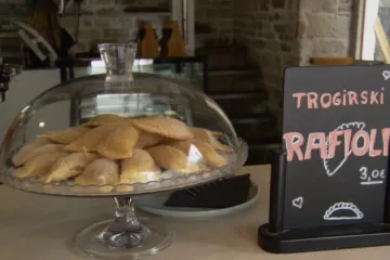 Rafiol je simbol svake trogirske fe&scaron;te, a sada je postao kulturno dobro: 'To je puno vi&scaron;e od kolača'