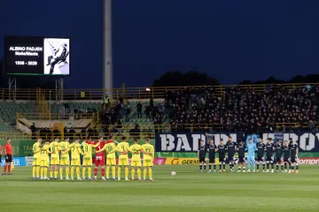 Tužna uvertira utakmice Dinama u Puli: Igrači se zagrlili i odali počast legendi