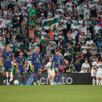 Nevjerojatna noć za Atletico: Crveni karton i potpuni preokret sru&scaron;ili velikana!