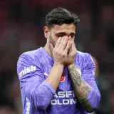 Navijači ga izviždali, on zavr&scaron;io u suzama: Potez igrača Galatasaraya odu&scaron;evio sve