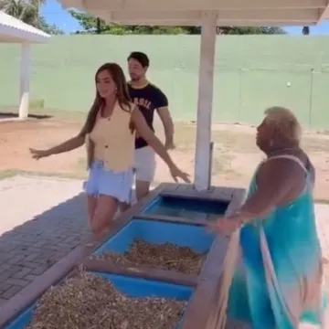 Krava uložila pritužbu na atmosferu i slavnoj influencerici priu&scaron;tila neugodnjak ispred kamera