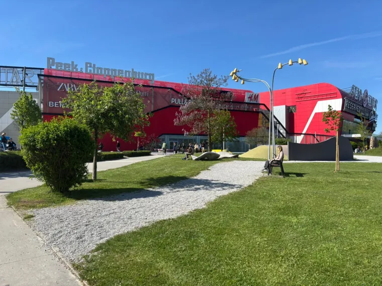 Dojave o bombama diljem Hrvatske, alarm opet u Areni: U tijeku evakuacije