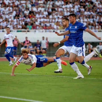 Pitali smo legendu Bijelih hoće li hajdukovci za navijati Dinamo: 'Ja bih, ali neka pobijedi nogomet'