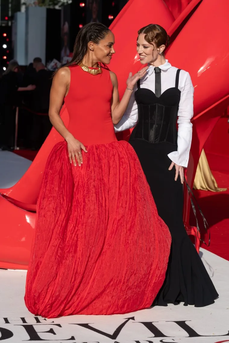 Nisu se mogle zasititi jedna druge: Jess i Alex bile su najzaljubljeniji par na crvenom tepihu