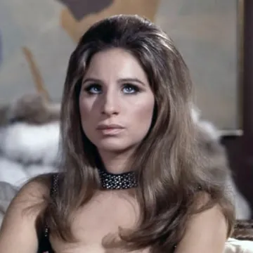 Vrijeđali je zbog izgleda, a ona je osvajala najzgodnije frajere i postala holivudska ikona