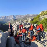 Spa&scaron;avanje na Paklenici: Te&scaron;ko ozlijeđeni penjač zaglavio na stijeni, dignut i helikopter!