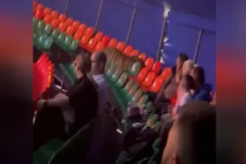 Cirkus ili horor? Tigar nije htio biti dio točke, nego je odlučio iskusiti drugu stranu