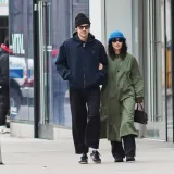 Zvone svadbena zvona? Zo&euml; Kravitz i Harry Styles zaručeni: 'On je potpuno opčinjen'