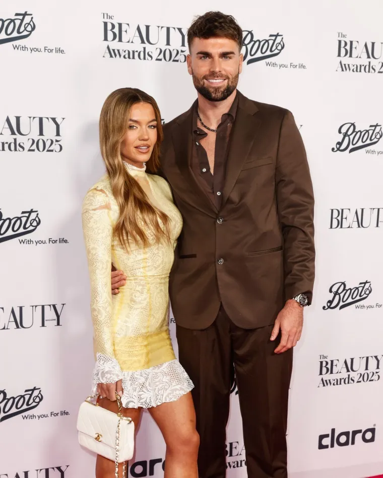 Osvojila svijet u showu Love Island, ima milijune fanova i zovu je najzgodnijom reality zvijezdom