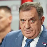 Milorad Dodik oprostio se od majke, posvetio joj dirljive riječi: 'Hvala ti &scaron;to si me rodila'