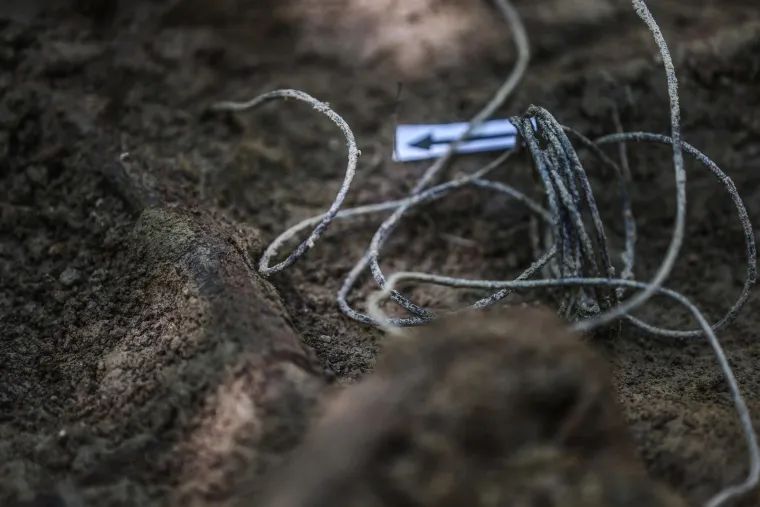 Uznemirujući prizori! Pronađene masovne grobnice u Zagrebu: 'Toliko žice kojom su bili vezani...'