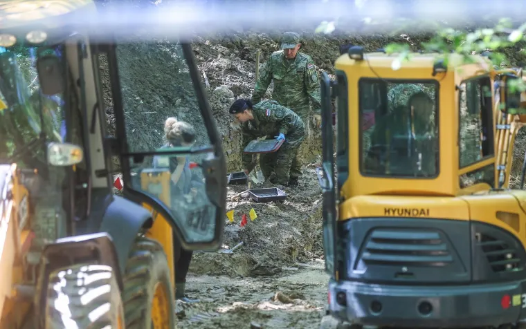 Uznemirujući prizori! Pronađene masovne grobnice u Zagrebu: 'Toliko žice kojom su bili vezani...'
