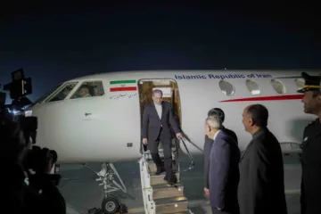 Iranska delegacija stigla u Pakistan uoči razgovora, Trump: 'Spremni su dati ponudu'