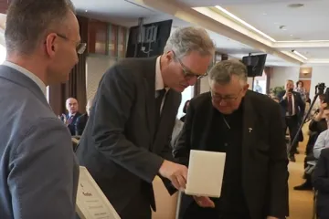 Priča o trećem entitetu zapalile reakcije, Vinku Puljiću uručili nagradu