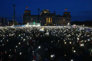 AfD ru&scaron;i sve rekorde, Njemačka pred te&scaron;kim izborom - ima li bez njih vlasti?!