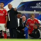 Mourinho poslao poruku Daliću: 'On odlučuje, ali Ivanović pokazuje &scaron;to može'