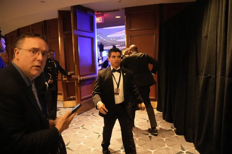 Agent tajne službe preživio metak, Trump: 'Rekli smo mu da ga volimo'