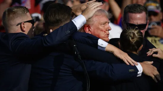 Od atentata do zavjera: Na Trumpa pucali, slali mu cijanid, htjeli ga dohvatiti viličarem