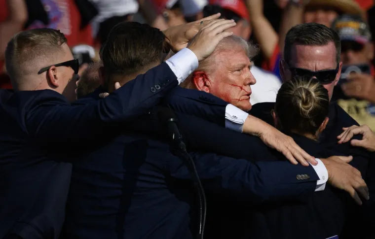 Od atentata do zavjera: Na Trumpa pucali, slali mu cijanid, htjeli ga dohvatiti viličarem