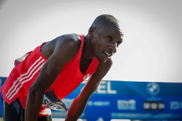 Kenijac &scaron;okirao svijet: Sru&scaron;en mitski rekord i granica koja je djelovala nemoguće