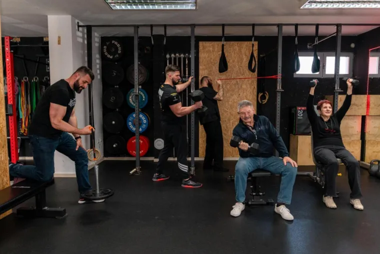 Priča o ličkoj obitelji Ma&scaron;ić koja je stvorila svjetskog prvaka u obaranju ruke!