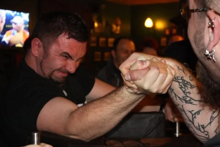 Priča o ličkoj obitelji Ma&scaron;ić koja je stvorila svjetskog prvaka u obaranju ruke!