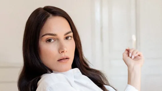 Glumica Martina Mandek emotivnim se fotografijama oprostila od serije 'Divlje pčele'