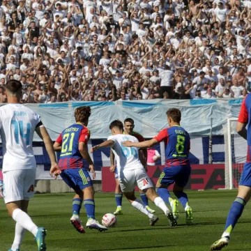 Ni&scaron;ta na Rujevici! Lopta s očima Marka Livaje i proma&scaron;aj kola Puk&scaron;tasa...