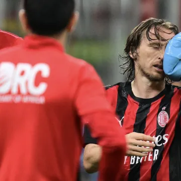 Trenutak straha na San Siru! Luka Modrić ozlijeđen iza&scaron;ao s terena