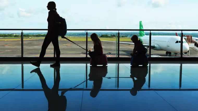 Biv&scaron;a stjuardesa: 'Obitelji s malom djecom trebale bi se zadnje ukrcavati u zrakoplov'