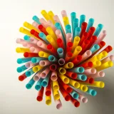 Tinejdžer polizao slamku i vratio je u automat, zbog toga bi mogao ravno u zatvor