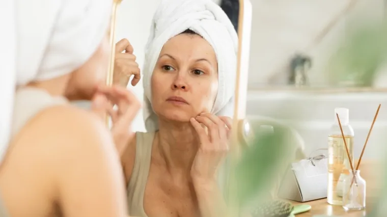 Njega kože u menopauzi: Vodič za hormonalne promjene i prilagođenu njegu