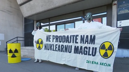 Aktivisti pred Ministarstvom: 'Pozivamo ministra &Scaron;u&scaron;njara da prestane prodavati maglu'