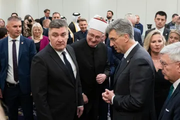 Pogledajte susret Milanovića i Plenkovića: Na&scaron;e kamere snimile neugodnjak u Sheratonu