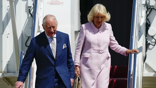 Kralj Charles stigao u SAD u sjeni atentata na Trumpa, afere Epstein i ratnih tenzija