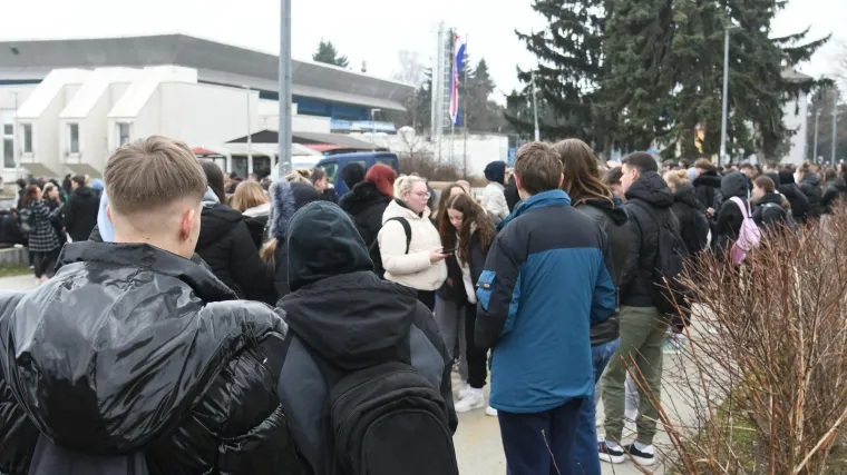 Psiholozi o dojavama o bombama: 'Mogu dovesti do anksioznosti i nemira kod djece'