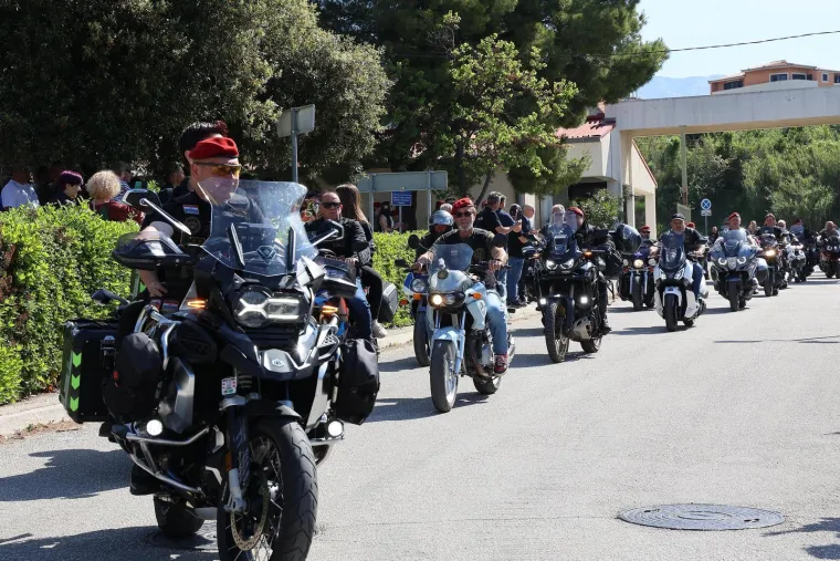 Emotivni prizori u Splitu, legendarni Pauci obilježili svoj dan: 'Hrvatska ih pamti'