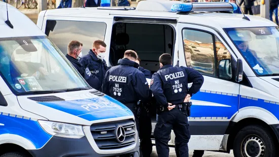 Pucnjava u stambenom naselju: Dvoje mrtvih, jedna osoba te&scaron;ko ozlijeđena