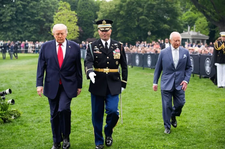 Trump zbijao &scaron;ale na primanju kralja: 'Moja majka je bila zaljubljena u Charlesa'